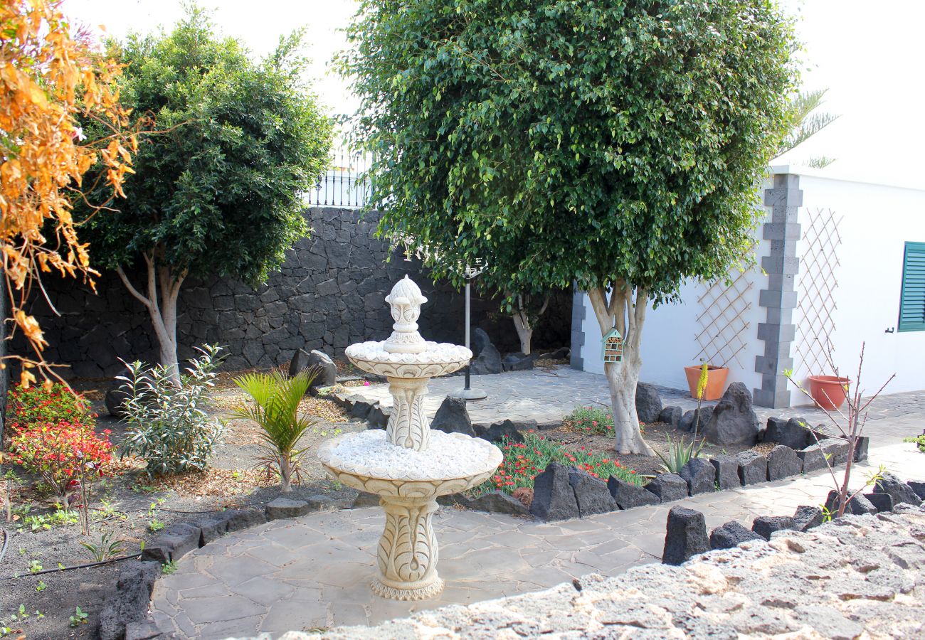 Villa en Playa Blanca - VILLA LEONARD