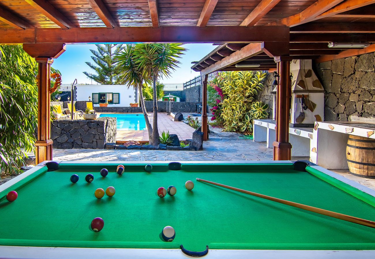 Villa en Playa Blanca - VILLA LEONARD