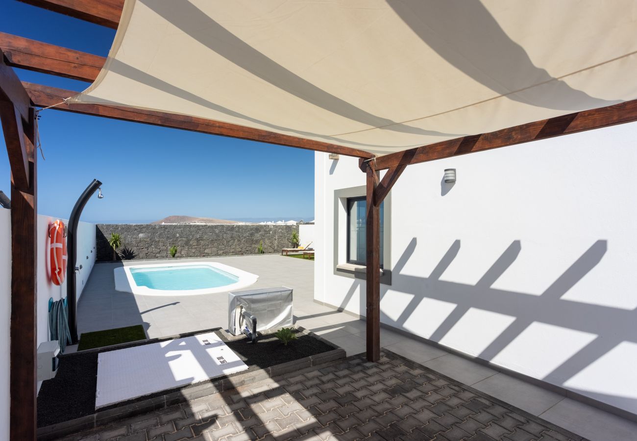 Villa en Playa Blanca - TEBAR BEACH