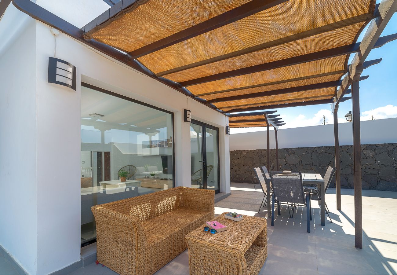 Villa en Playa Blanca - Casa OASIS DEL SOL, prívate villa in Playa Blanca