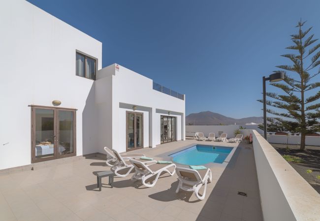 Villa en Playa Blanca - Ref. 465305