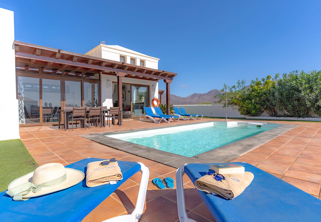 Villa a Playa Blanca - VILLA ALBA