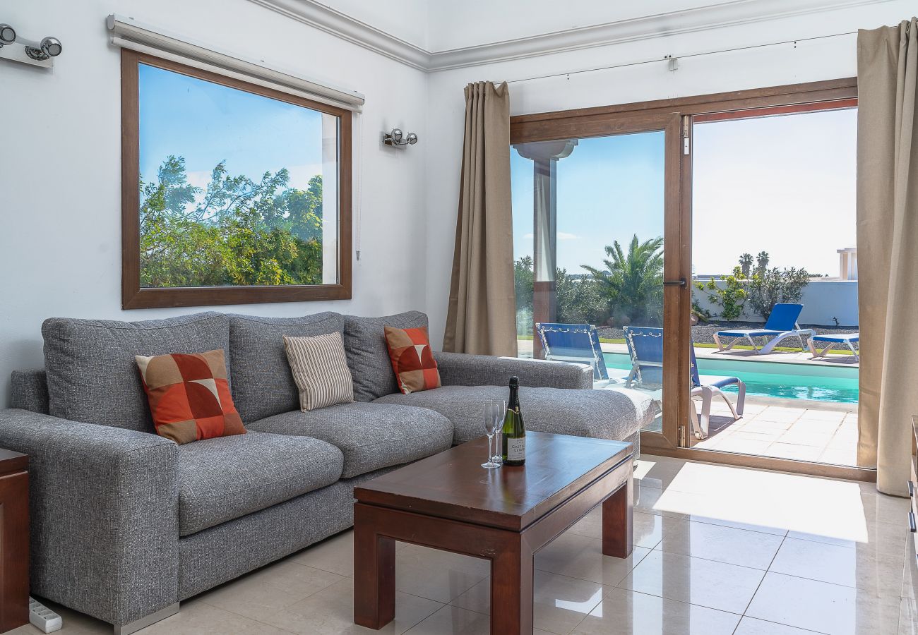Villa a Playa Blanca - VILLA ALBA