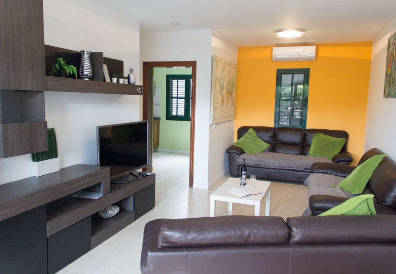 Villa a Playa Blanca - VILLA LEONARD