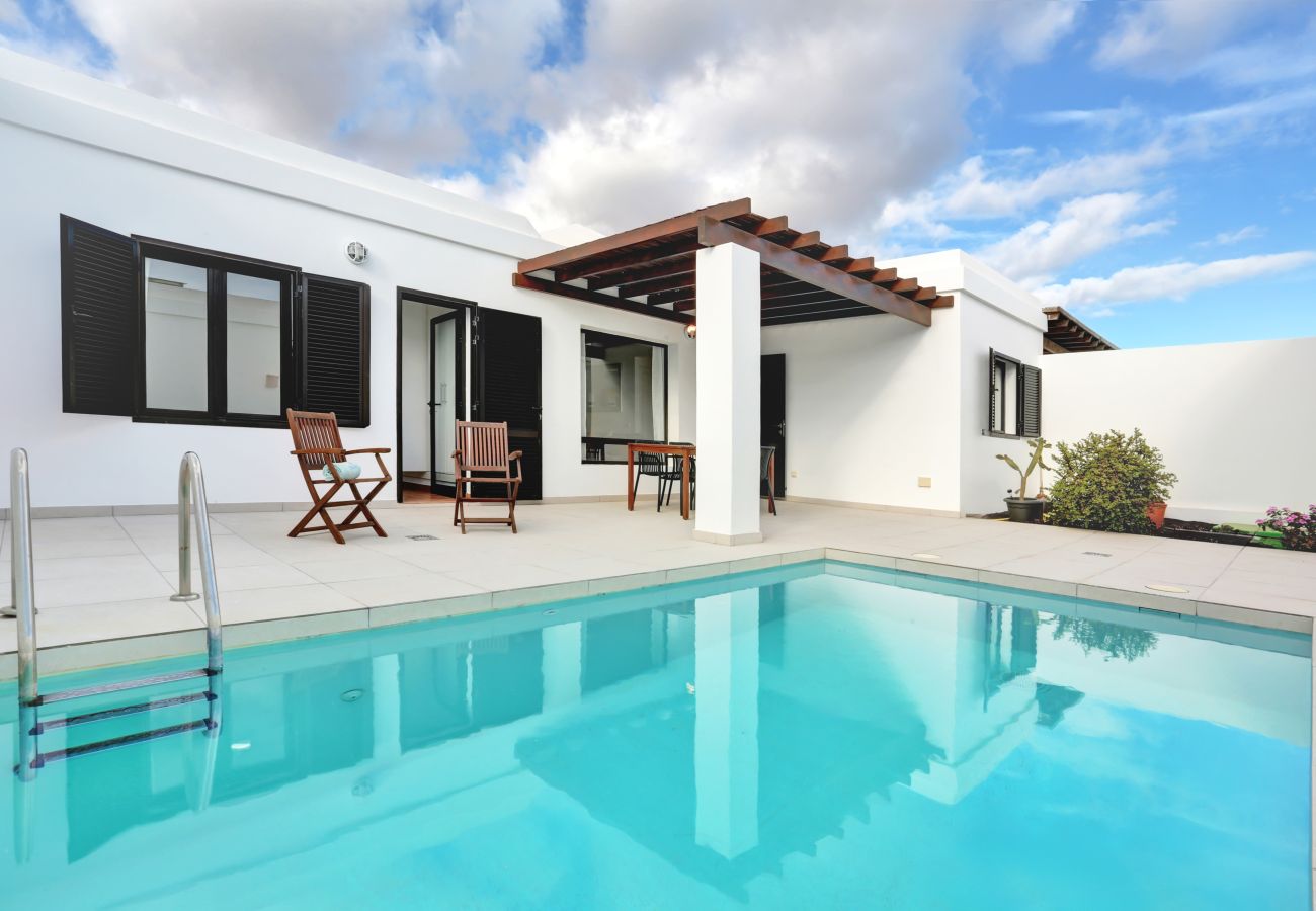 Villa a Playa Blanca - Villa OLIVA private villa in Playa Blanca