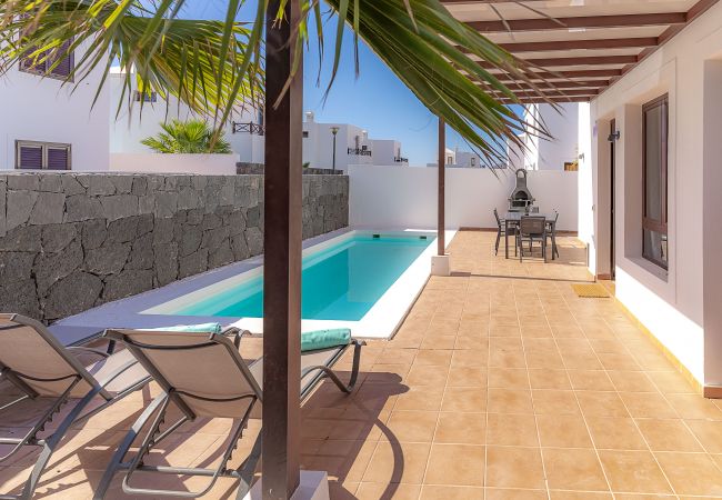 Villa in Playa Blanca - Ref. 377621