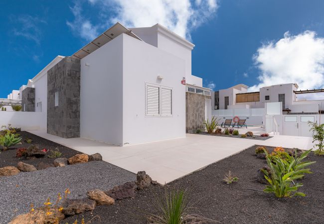 Villa in Playa Blanca - Ref. 384401