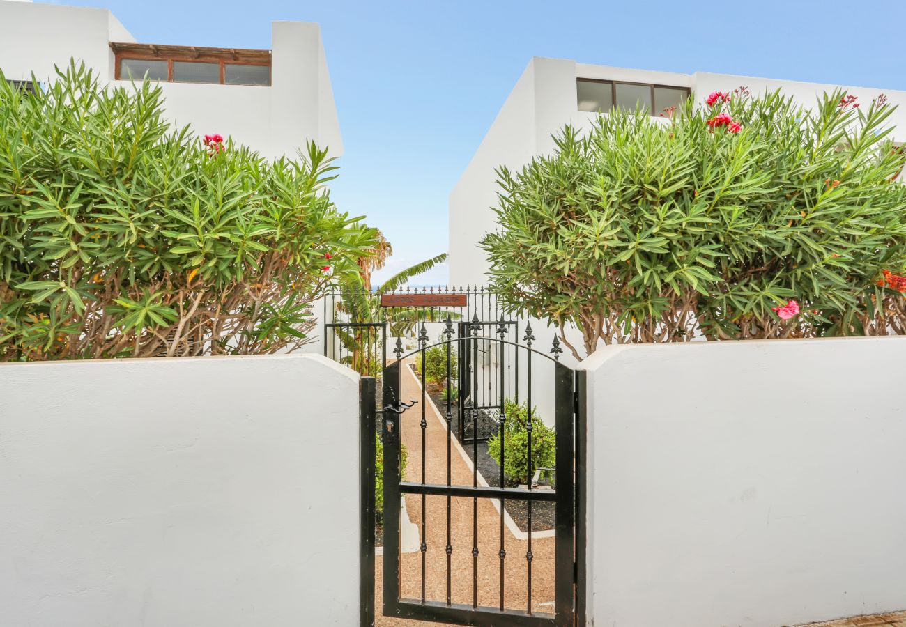 Apartment in Puerto del Carmen - Apartamento NATALIA BEACH
